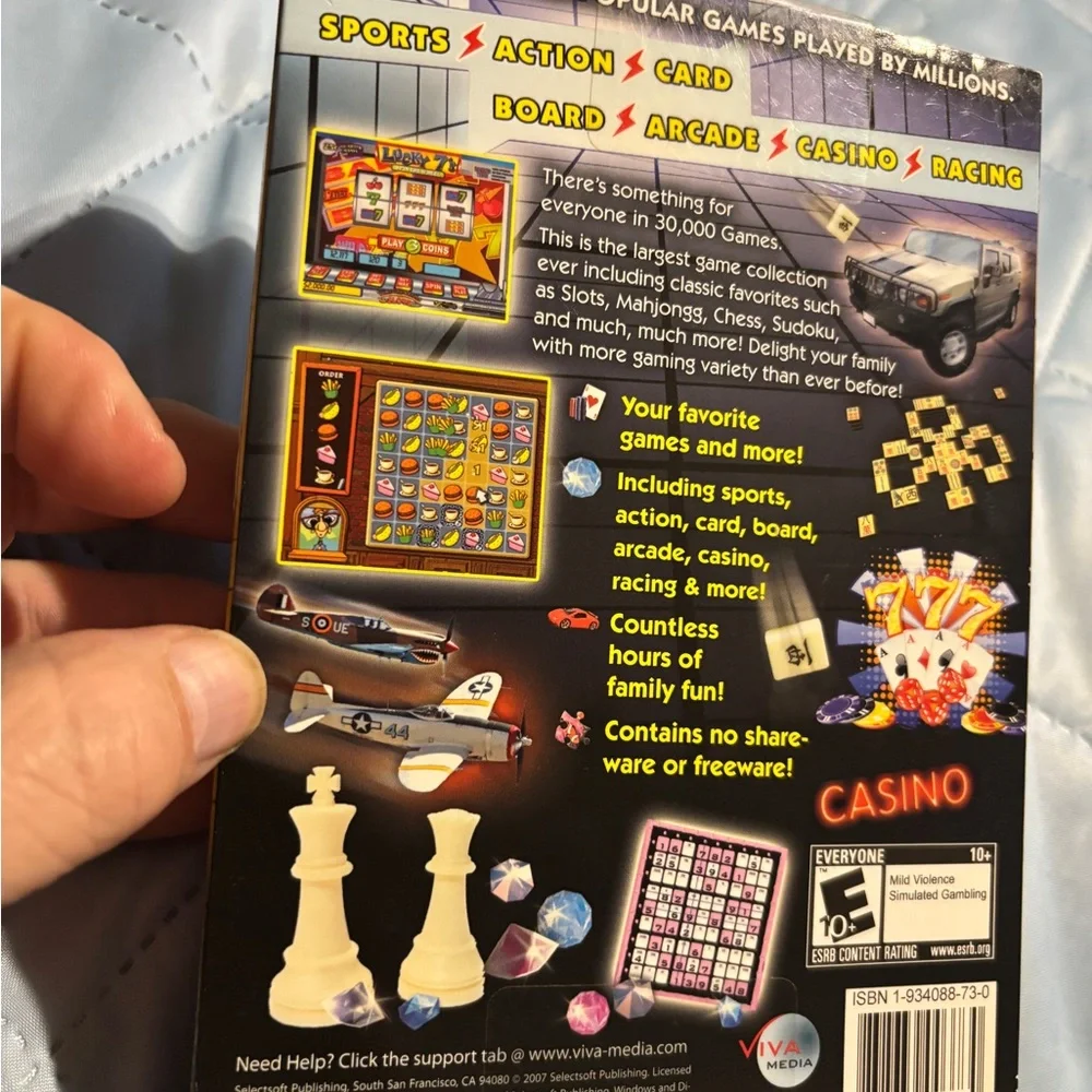 30,000 Games PC CD-ROM Collection - Black and Yellow